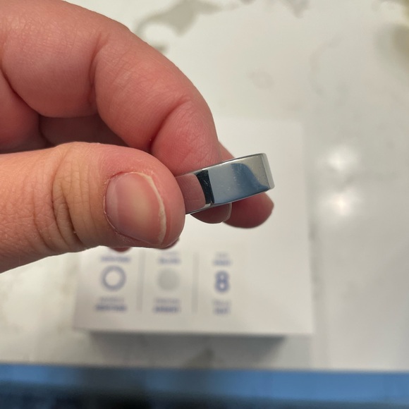 Oura Silver Ring Size 8 Gen 3 - Picture 3 of 8
